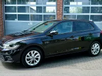 Gebraucht VW Polo Style 95 PS (69 kW) 2022 Deep black perleffekt (metallic) Kleinwagen