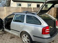 gebraucht Skoda Octavia 1,6 Kombi Advance