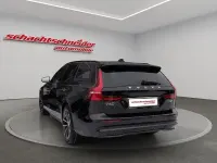 Neu Volvo V60 Business Edition 455 PS (334 kW) 2026 Onyx black metallic Kombi