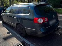Usata VW Passat 105 CV (77 kW) 2007 Blu Station wagon
