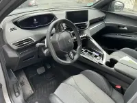 Gebraucht Peugeot 5008 Allure 136 PS (100 kW) 2024 Grau lack grau artense/metallic klarlack (metallic) SUV