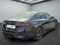 Gebraucht BMW 530 2024 Schwarz Limousine