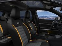 Neu Jeep Avenger North 2026 Volcano black SUV