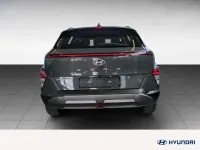 Gebraucht Hyundai Kona Trend 120 PS (88 kW) 2024 Ecotronic gray / mic (grau) SUV