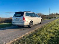 Gebraucht Ford Focus 131 PS (96 kW) 2002 Silber Kombi