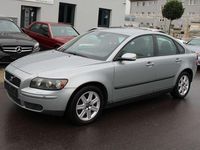 Gebraucht Volvo S40 Kinetic 170 PS (125 kW) 2005 Silver metallic / metallic Limousine