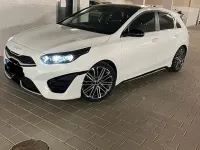 Gebraucht Kia Ceed GT-Line 160 PS (117 kW) 2021 Weiß Kleinwagen