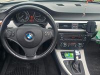 Gebraucht BMW 330 Cabriolet 300 PS (220 kW) 2012 Silber Cabrio