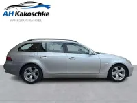 Gebraucht BMW 525 177 PS (130 kW) 2005 Titansilber metallic Kombi