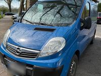 Gebraucht Opel Vivaro 115 PS (84 kW) 2013 Blau Van / Kleinbus