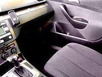 Gebraucht VW Passat 170 PS (125 kW) 2009 Schwarz metallic Kombi