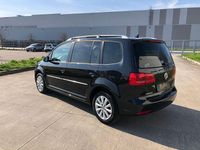 Gebraucht VW Touran Highline 140 PS (102 kW) 2014 Schwarz Van / Kleinbus