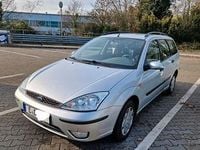 Używany Ford Focus 101 KM (74 kW) 2005 Srebrny Sedan/Limuzyna