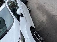 Gebraucht Ford Fiesta Trend 60 PS (44 kW) 2013 Weiß Kleinwagen