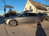 Gebraucht Mercedes A250 Edition 160 PS (117 kW) 2020 Grau Limousine