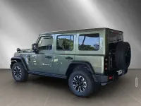 Neu BAW 212 166 PS (122 kW) 2026 Grün metallic