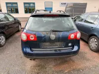 Gebraucht VW Passat Comfortline 140 PS (102 kW) 2010 Blau Kombi