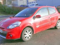 Gebraucht Renault Clio II Dynamique 101 PS (74 kW) 2009 Rot Limousine