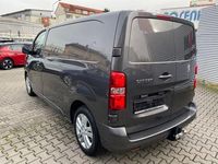 Gebraucht Peugeot Expert 144 PS (105 kW) 2023 Grau Van