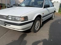Usata Mazda 626 90 CV (66 kW) 1987 Bianco Berlina