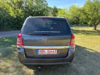 Gebraucht Opel Zafira 150 PS (110 kW) 2010 Opel  silber Van / Kleinbus