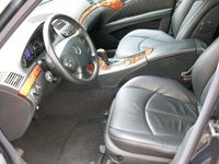 Gebraucht Mercedes E240 177 PS (130 kW) 2003 Blau Limousine