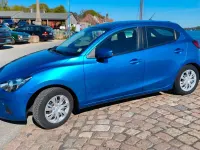 Używany Mazda 2 Center-Line 90 KM (66 kW) 2016 Niebieski Hatchback