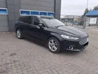 Gebraucht Ford Mondeo 180 PS (132 kW) 2015 Schwarz Limousine
