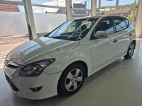 Gebraucht Hyundai i30 Edition 109 PS (80 kW) 2012 Weiß Kleinwagen