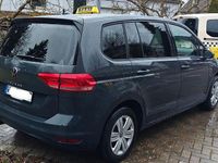 Neu VW Touran 150 PS (110 kW) 2025 Grau Van / Kleinbus