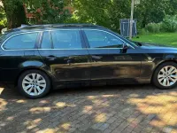 Gebraucht BMW 523 177 PS (130 kW) 2006 Schwarz Kombi