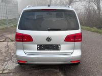 Gebraucht VW Touran Cup 105 PS (77 kW) 2014 Silber Van / Kleinbus