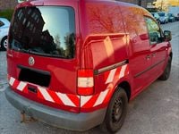 Second-hand VW Caddy 105 CP (77 kW) 2007 Roșu Monovolum