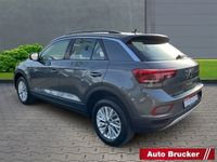Second-hand VW T-Roc Life 150 CP (110 kW) 2024 Gri SUV