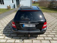 Gebraucht Mercedes C200 184 PS (135 kW) 2011 Schwarz Kombi