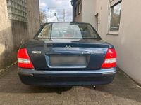 Gebraucht Mazda 323 89 PS (65 kW) 2000 Schwarz Limousine