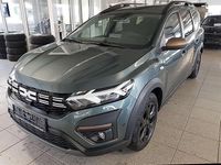 Gebraucht Dacia Jogger Extreme 110 PS (80 kW) 2024 Safarigrüngrau  metallic Van / Kleinbus