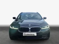 Gebraucht BMW 520 Sport Line 190 PS (139 kW) 2024 Grau Kombi