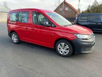 Gebraucht VW Caddy Basis 122 PS (89 kW) 2022 Rot Van / Kleinbus