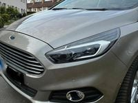 Second-hand Ford S-MAX Titanium 150 CP (110 kW) 2016 Argintiu Monovolum