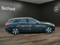 Gebraucht Mercedes C300e Avantgarde 204 PS (150 kW) 2024 Unilack schwarz uni Kombi