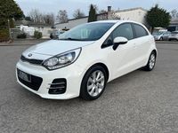 Gebraucht Kia Rio 84 PS (61 kW) 2017 Weiß Limousine