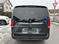 Gebraucht Mercedes V300 AMG line 237 PS (174 kW) 2023 Grau Van / Kleinbus
