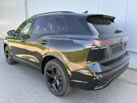 Neu VW Tiguan R-line 150 PS (110 kW) 2026 Grenadillschwarz metallic SUV