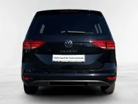 Gebraucht VW Touran Comfortline 122 PS (89 kW) 2023 Schwarz Van / Kleinbus