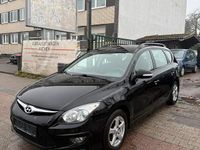 Gebraucht Hyundai i30 90 PS (66 kW) 2011 Schwarz Kombi