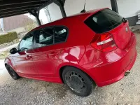 Gebraucht BMW 118 Performance 143 PS (105 kW) 2011 Rot Kleinwagen
