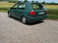 Gebraucht VW Golf III 75 PS (55 kW) 1993 Grün Kleinwagen