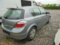 Gebraucht Opel Astra Sport 105 PS (77 kW) 2004 Silber Limousine