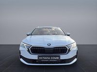 Neu Skoda Octavia 150 PS (110 kW) 2026 Weiß Kombi